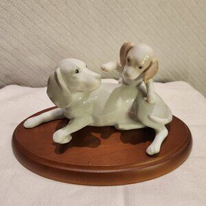 VTG 1987 Paul Ipsen Dog/Puppy PLAYFUL MOMENT Franklin Mint Porcelain Figurine 7"